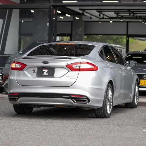 Ford Fusion Titanium 2.0