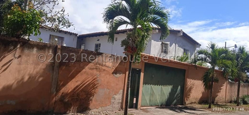 Casas En Venta En Cabudare Zona C O D  2 - 3 - 1 - 9 - 9 - 7 - 4 Mp