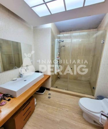 Se Vende Townhouse 209m2 En La Boyera