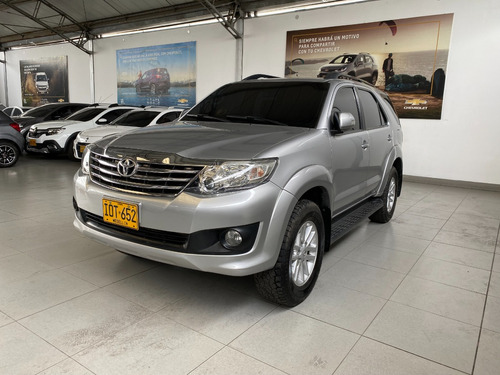 Toyota Fortuner 2.7l 4x2