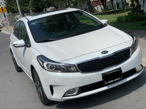 Imagen 2 de 8 de Kia Forte 2.0 Sx At 2018
