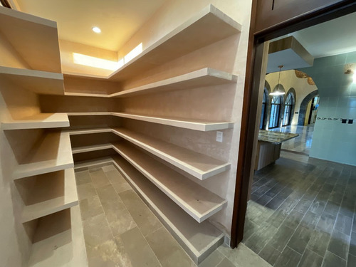 Casa En Venta En Privada Residencial En Temozon Norte, Merida, Yuc.