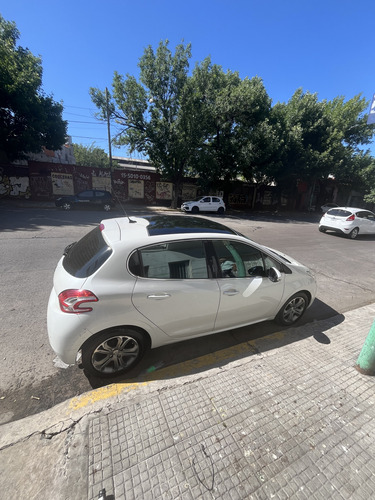 Peugeot 208 1.6 Feline Pack Cuir