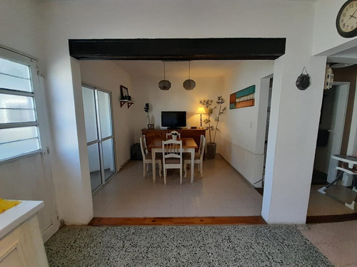 Imagen 12 de 23 de Casa Amplia En Pleno Centro De Monte Grande