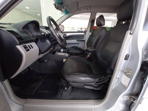 Imagem 12 de 15 de Mitsubishi Pajero Dakar 3.2 Hpe 4x4 7 Lugares 16v Turbo
