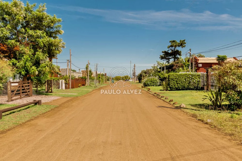 A 250 Metros Del Mar