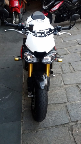 Triumph Speed Triple 1050 Branca 2017