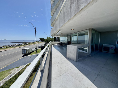 Apartamento En Venta De 2 Dormitorios Con Excelente Vista Panorámica