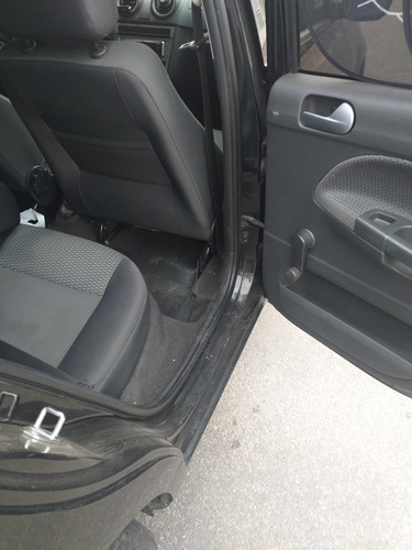 Volkswagen Gol 2011 1.0 Trend Total Flex 5p