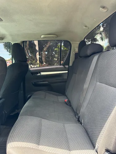 Toyota Hilux 2.4l