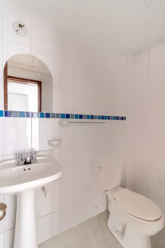 Oficina En Arriendo/venta En Chapinero. Cod A12068