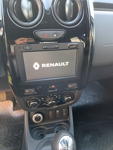 Renault Duster Oroch 2.0 Outsider Plus