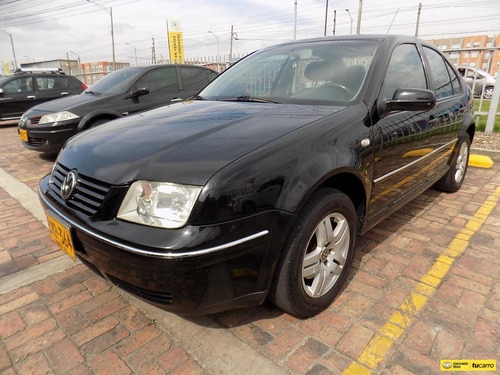 Volkswagen Jetta Trendline 2.0cc AT AA 4X2