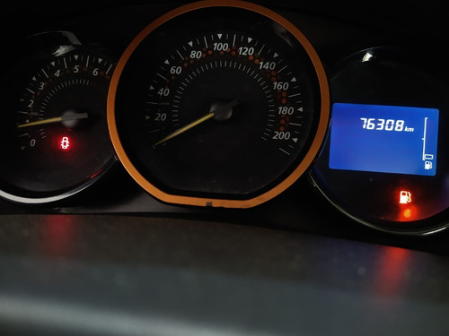 Imagen 13 de 16 de Sandero Stepway 1.6 Dynamique 2015