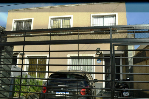 Imagen 2 de 12 de Duplex 4 Ambientes C/cochera-pileta-parrilla - Dueño Directo
