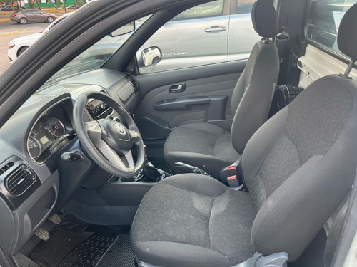 RAM 700 1.6 Slt Mt