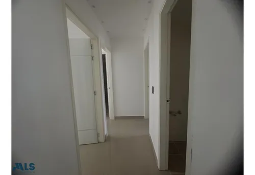 Apto Laureles 3 Alcobas Con Baño Cada Uno(mls#253146)