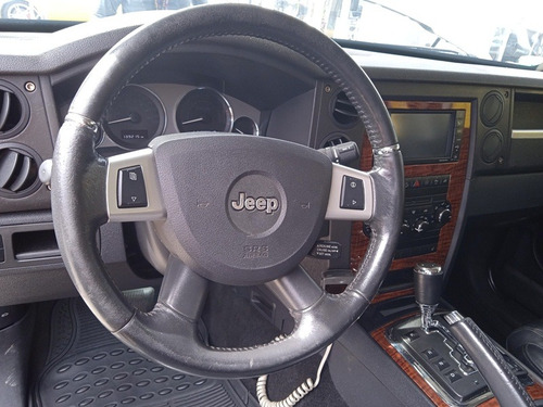 Jeep Commander