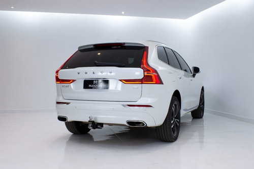 Imagem 7 de 18 de Volvo