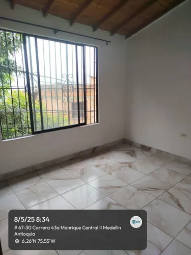 Hermoso Apartamento En Venta Manrique Central A 2 Cuadras De La Piloto,cerca A La Estacion De Palos Verdes