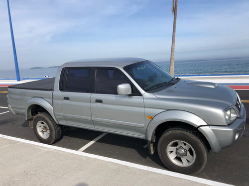 Mitsubishi L200 2004 2.5 Sport Hpe Cab. Dupla 4x4 Aut. 4p
