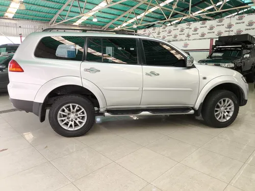 Mitsubishi Montero Sport 2014