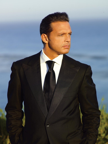 Póster Clásico Luis Miguel En Traje Luismi El Sol Playa Hd