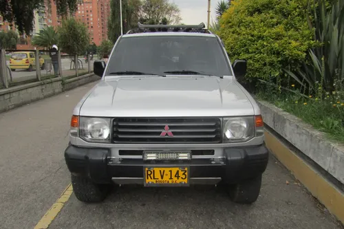 Mitsubishi Montero 2.4 V11 Mt