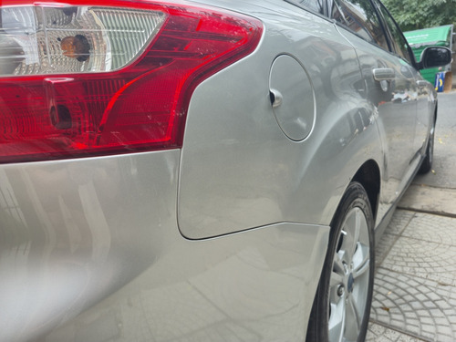 Ford Focus III 2.0 Sedan Se Plus Mt