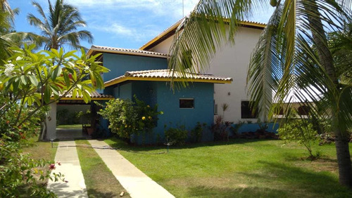 Casa Com 5 Quartos, 180m2, À Venda - Guarajuba - Camaçari - Cs-51