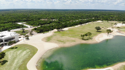 Venta De Terreno Residencial En Provincia En Yucatán Con Amenidades.