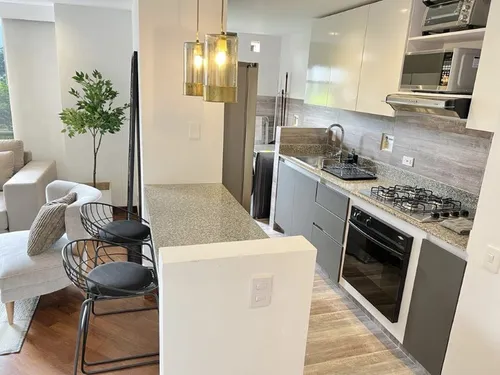 Apartaestudio En Venta Ubicado En El Poblado Sector Milla De Oro (25887).