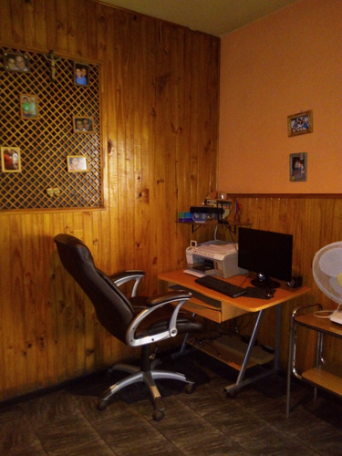 Imagen 6 de 14 de Casa De 5 Amb. Y Dpto. De 4 Amb.// . Lo Escuchamos!!!