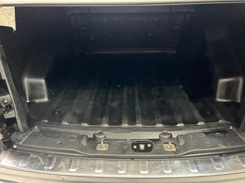 Imagem 12 de 13 de Fiat Toro 2.0 16v Turbo Diesel Volcano 4wd At9