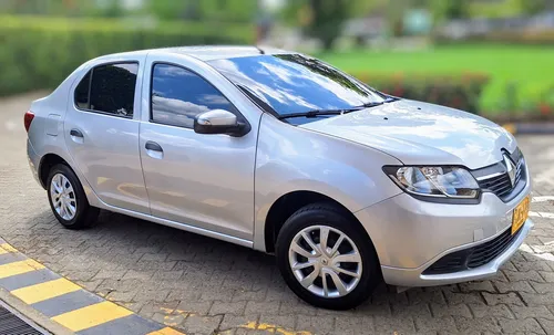 Renault Logan 1.6 Authentique