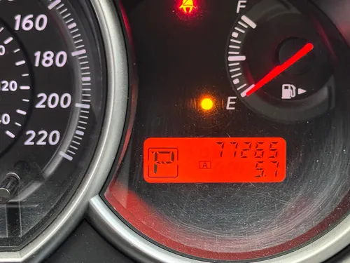 Nissan Tiida Premium 2012 Hb Automatico