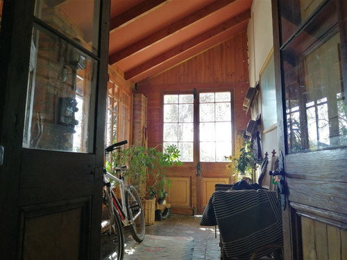 Casa En Venta De 4 Dorm. En Colina