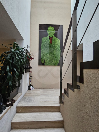 Casa En Venta En Paseo De Las Lomas 3 Recámaras