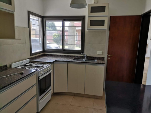 Imagen 10 de 21 de Vendo Casa En Housing 3 Dormitorios En Una Planta Con Renta