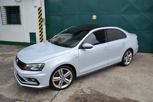 Volkswagen Vento 2.0 Tsi Gli 211cv App Connect + Nav