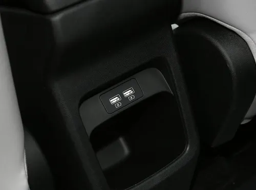 Byd Yuan Up 401km Exceed / Techo Cristal / Ingreso X Tarjeta