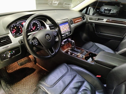 Imagen 13 de 25 de Volkswagen Touareg 3.0 V6 I Premium 2017