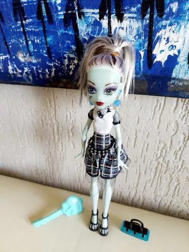 Monster High ♥ Frankie Stein (choque eletrizante) ♥ – Juliana