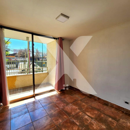 Venta Amplio Departamento, Piso 1, San Miguel