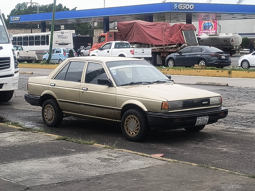 El Auto Se Encuentra En Muy Bien Estado Todo Pagado Enllanta