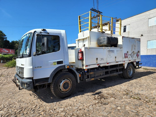  Mercedes-benz  1719 Ano 2019 Comboio Lubrificante 