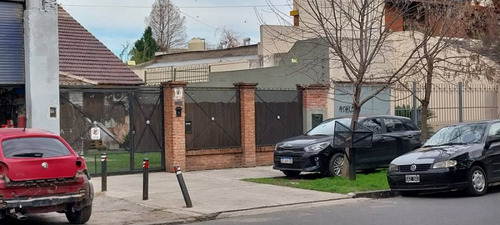 Casa En Venta En Remedios De Escalada Oeste