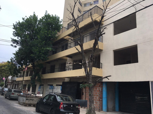 Imagen 6 de 10 de Amplio 2 Ambientes A Estrenar A Metros De Juan B Justo
