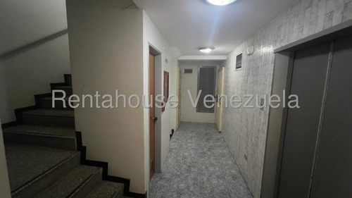 Montalbán Ii, Apartamento En Venta, #25-15851 Cuenta Con 2hab, 3 Baños, Estacionamiento, Tanque Interno De Agua
