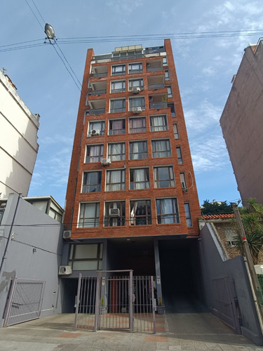 Excelente Cochera Lugar Fijo Automatizada Guayabos Y E. Frugoni